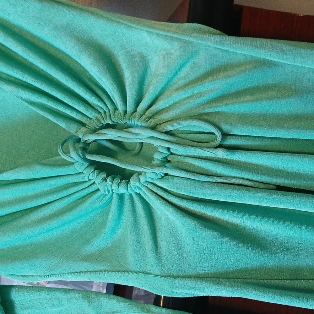 Dress - Picture 2 of 4